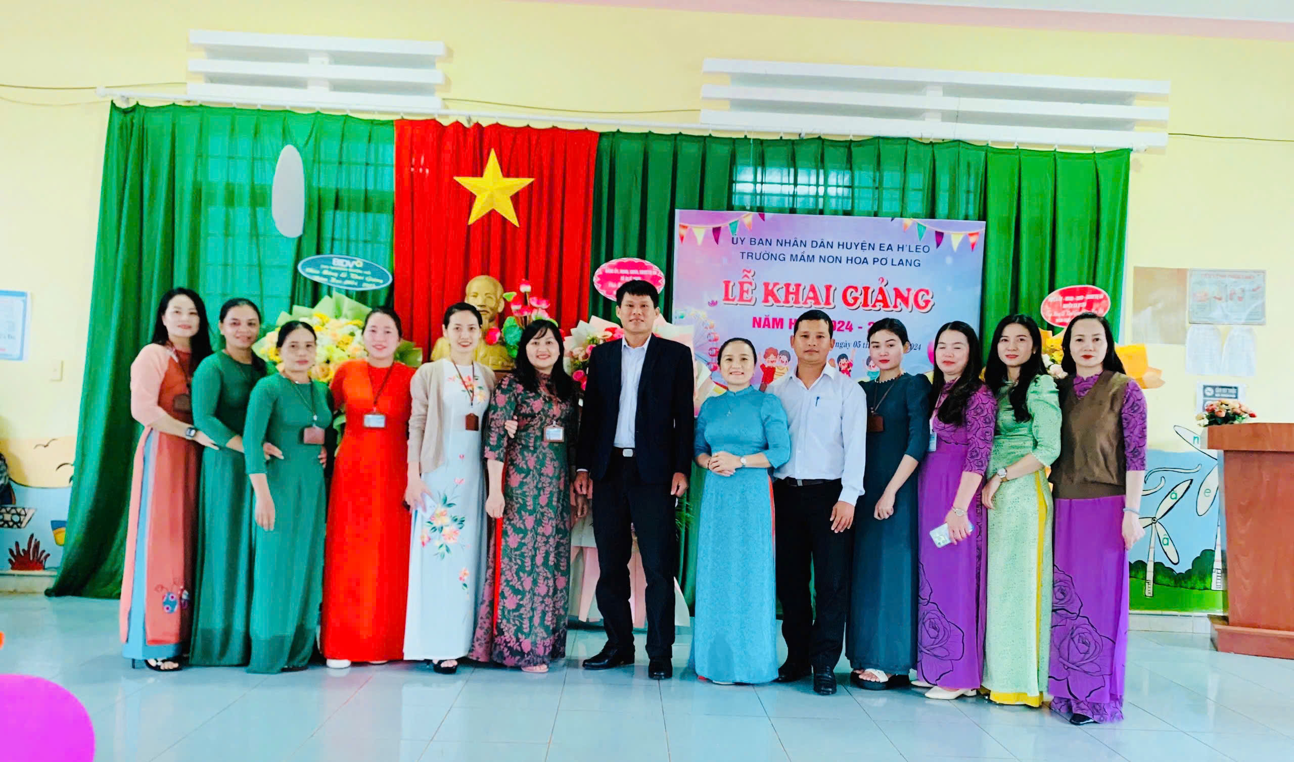 Xã Dliê Yang: Hơn 1.700 học sinh nô nức đến trường trong ngày khai giảng năm học mới.